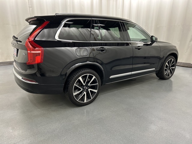 2023 Volvo XC90 Plus photo 4