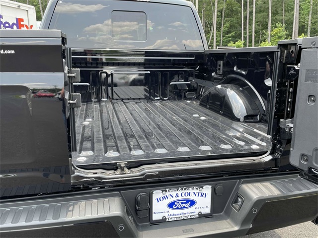 2025 Ford F-150 Lariat photo 5