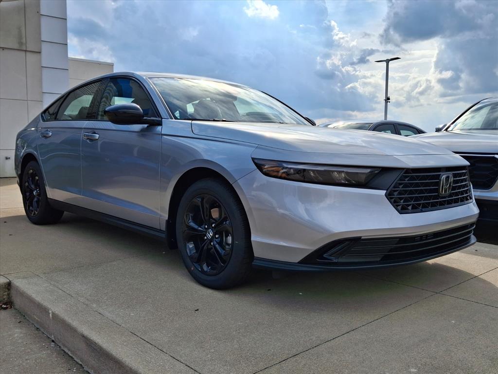 2025 Honda Accord SE's photo