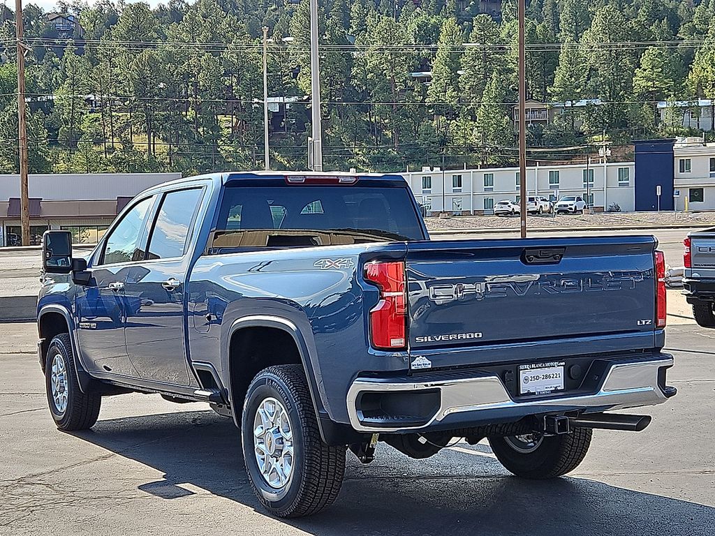 2025 Chevrolet Silverado 2500HD LTZ photo 8