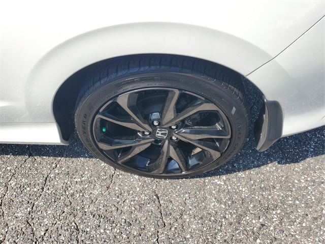 2019 Honda Civic Sport photo 3