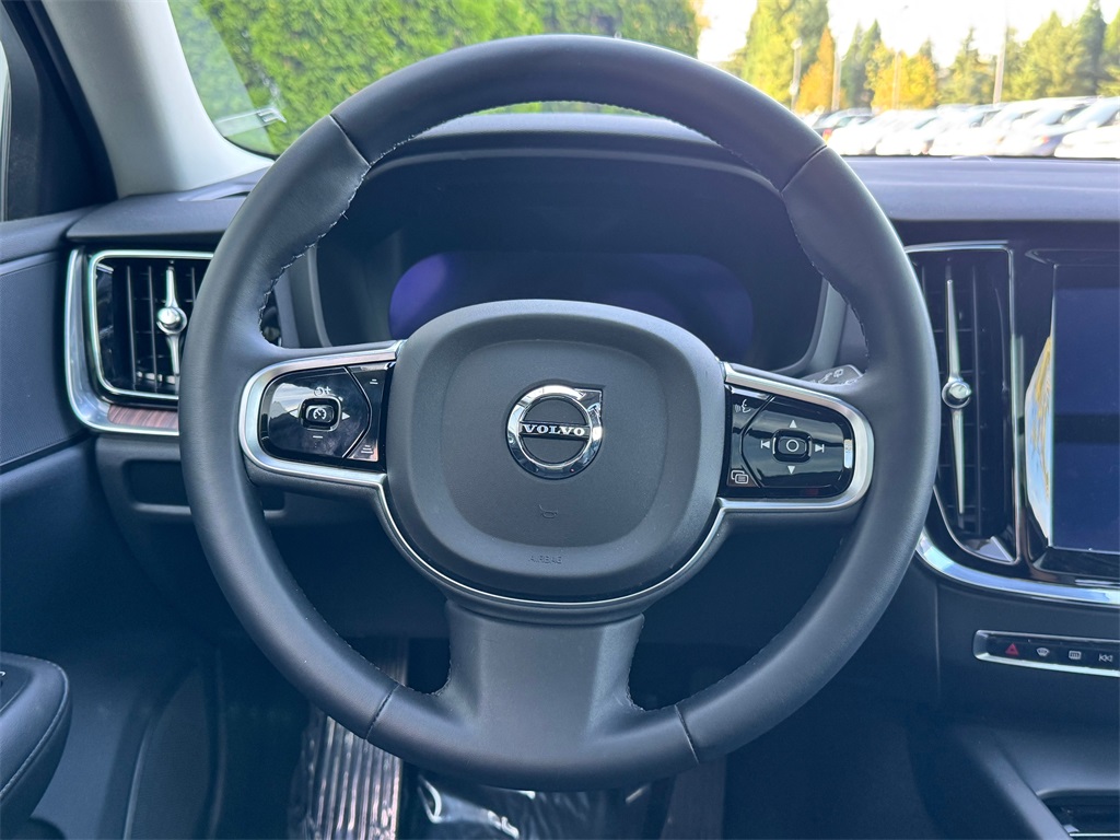 2024 Volvo V60 Cross Country B5 Plus photo 10