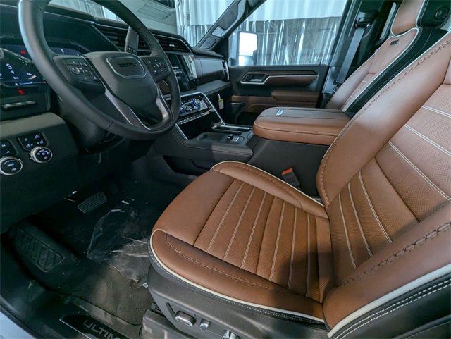 2025 Gmc Sierra 3500 HD Denali Ultimate photo 6