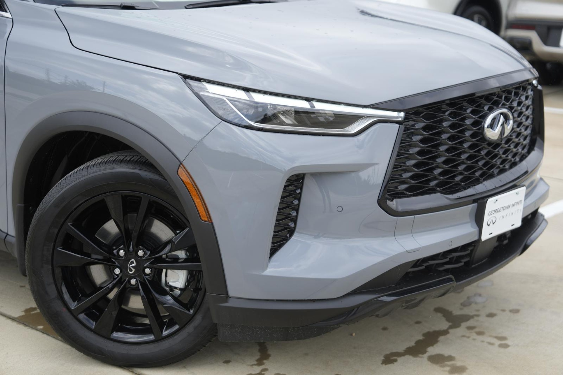 2025 Infiniti QX60 Luxe AWD photo 2