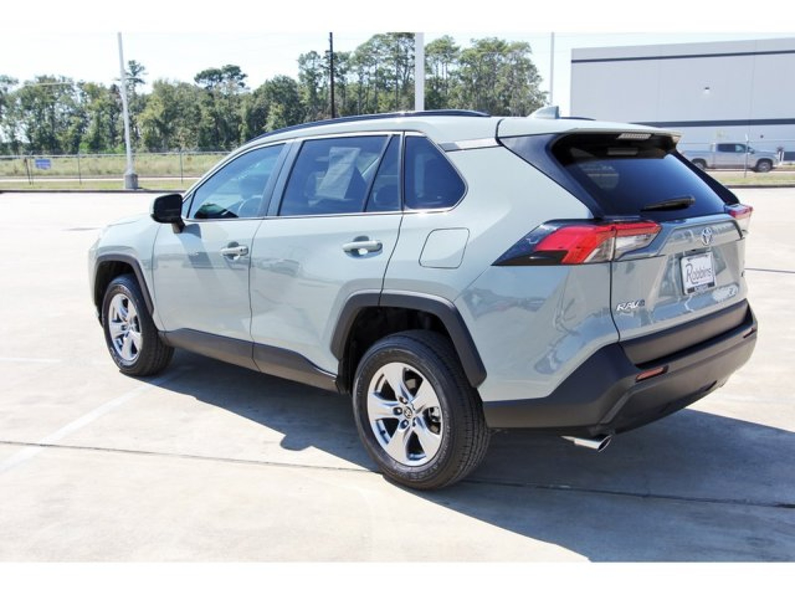 2022 Toyota RAV4 XLE Green at TX Auto Group