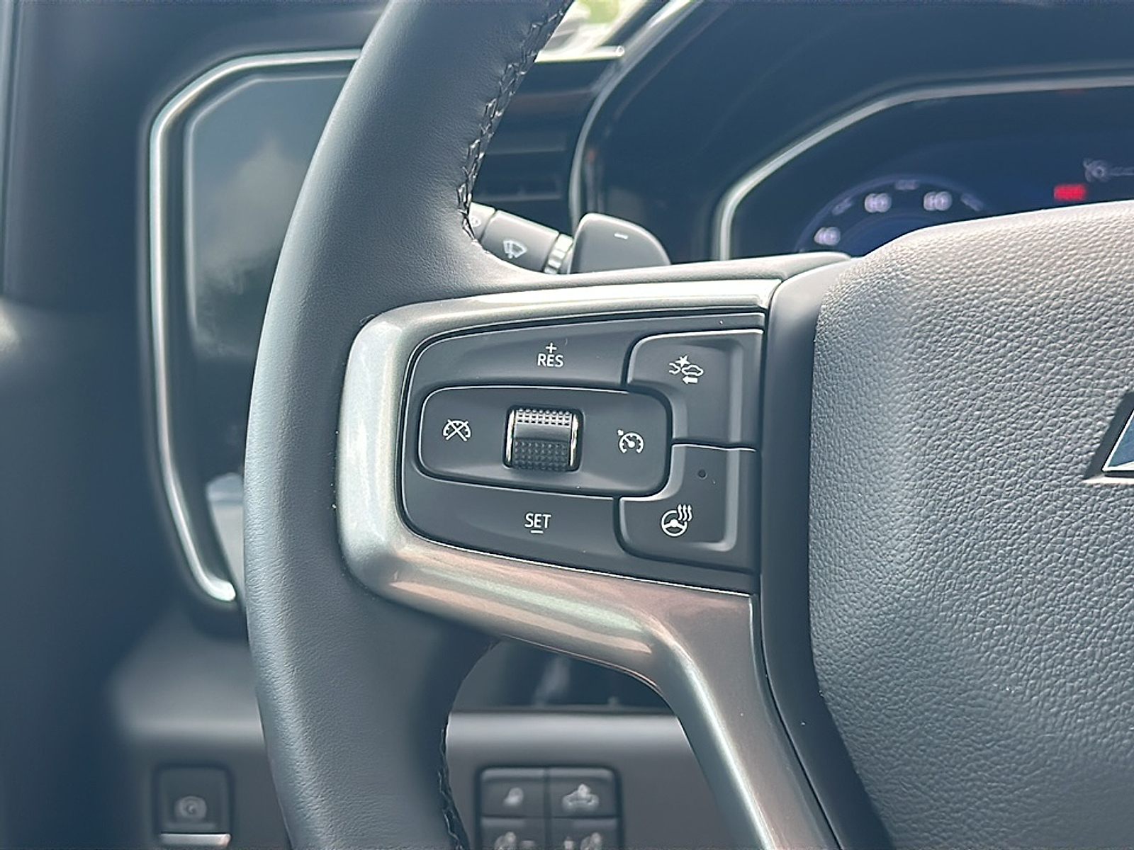 2024 Chevrolet Silverado 1500 LTZ photo 17
