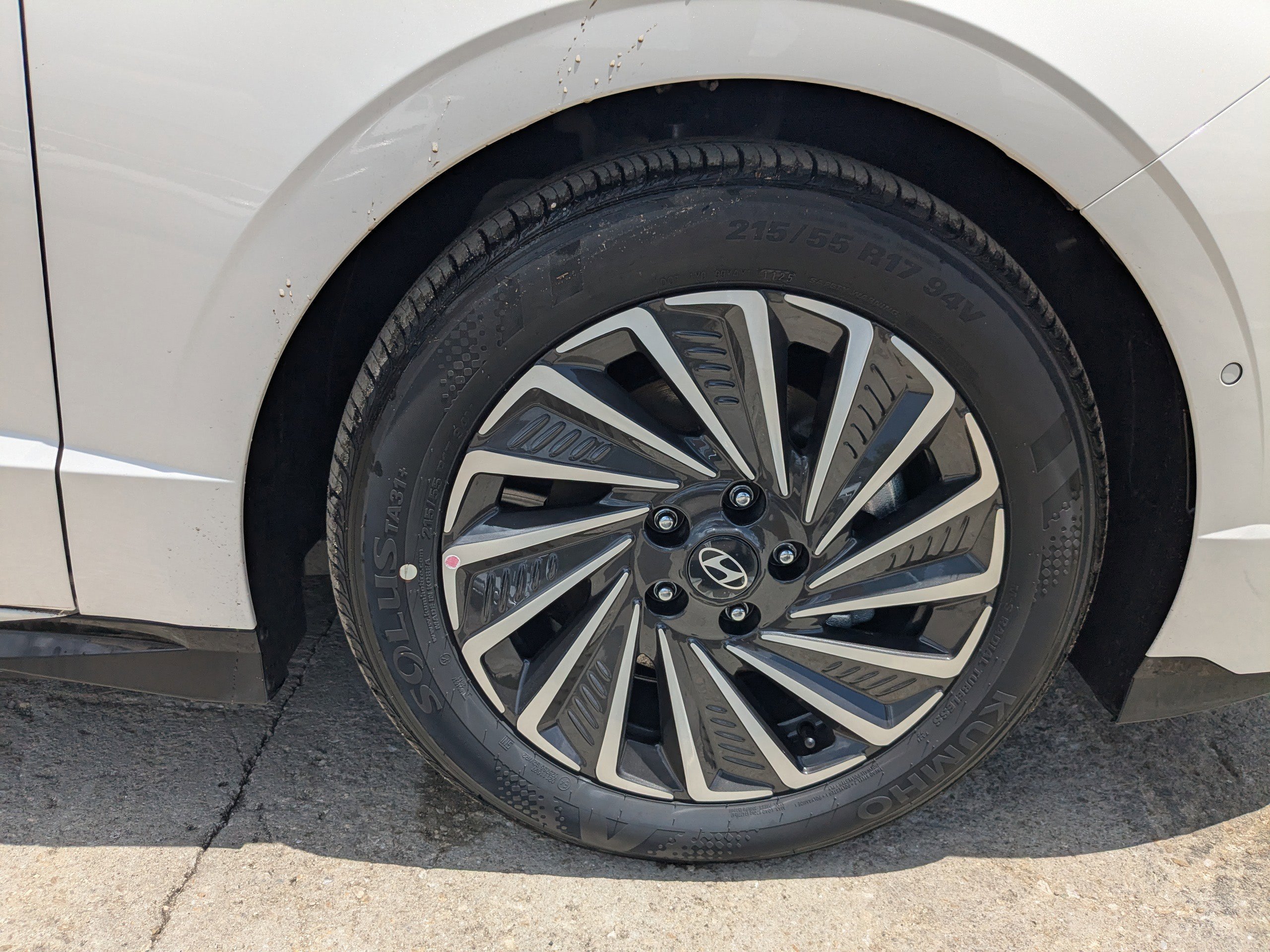 2025 Hyundai Sonata Hybrid Limited photo 7
