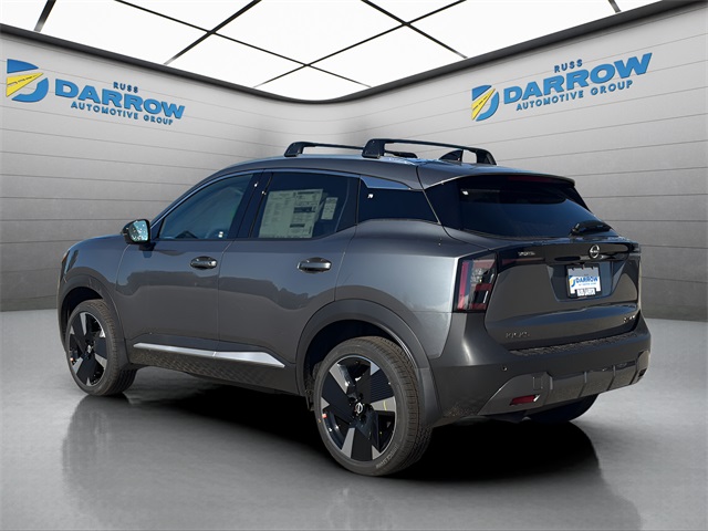 2026 Nissan Kicks SR photo 3
