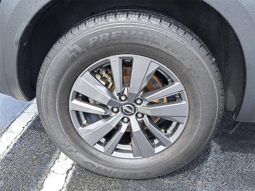 2022 Nissan Pathfinder S photo 8