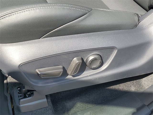 2025 Toyota Tacoma TRD Sport Double Cab photo 13