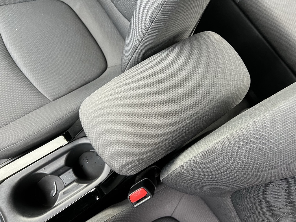 2020 Toyota Corolla Hybrid LE photo 20