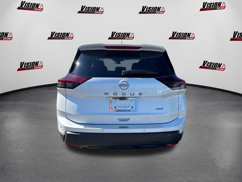 2026 Nissan Rogue SV photo 6