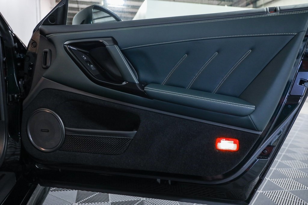 2021 Nissan GT-R Premium photo 22