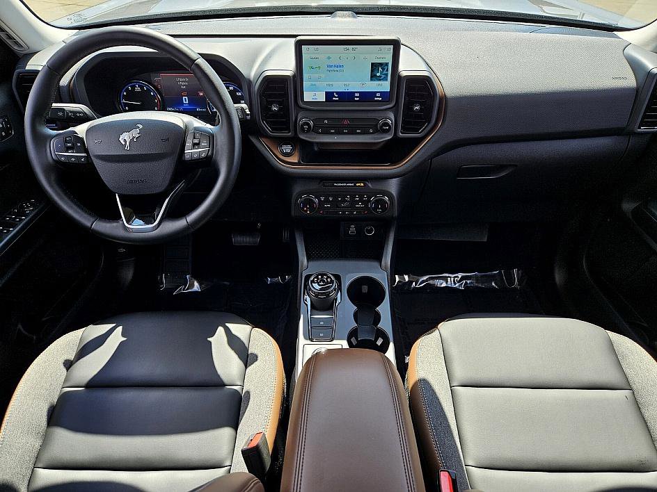 2024 Ford Bronco Sport Outer Banks photo 10