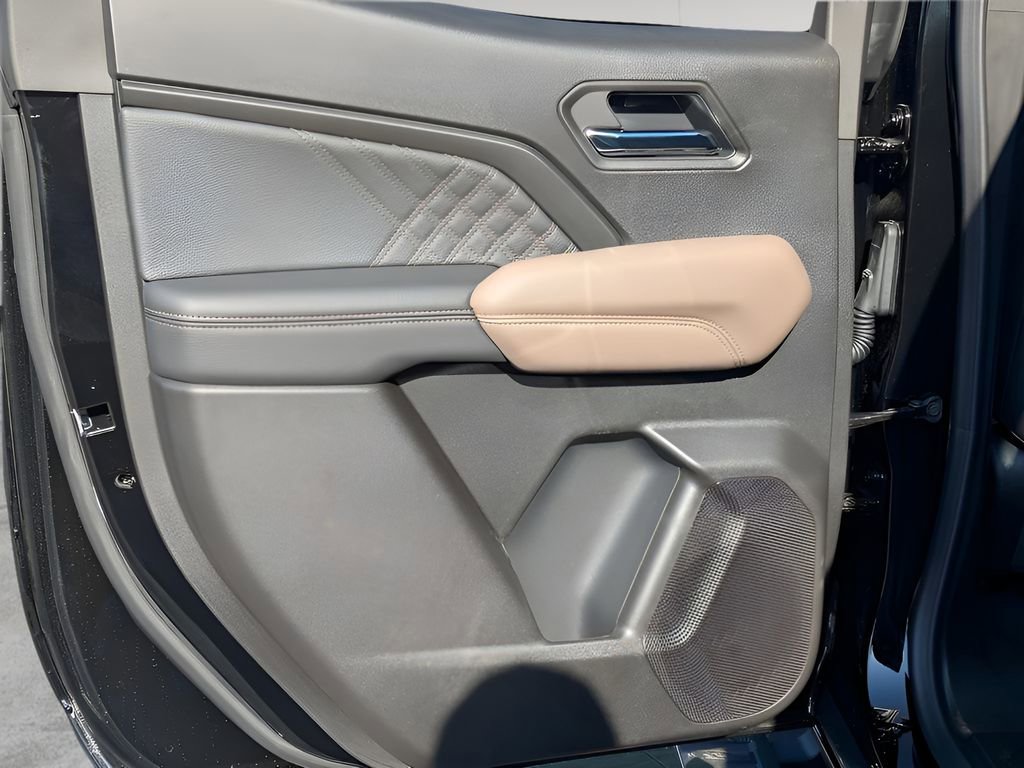2026 Gmc Canyon Denali photo 12