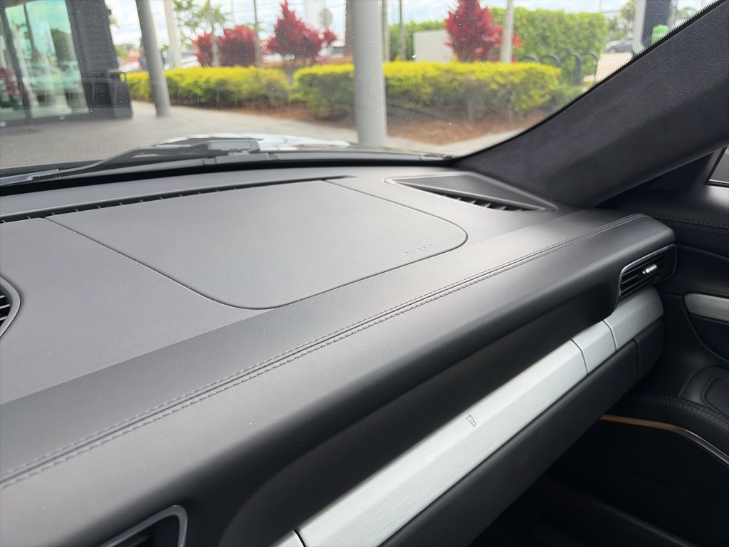 2014 Porsche 911 4S photo 2