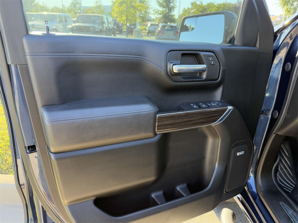 2021 Chevrolet Silverado 1500 LT Trail Boss photo 24
