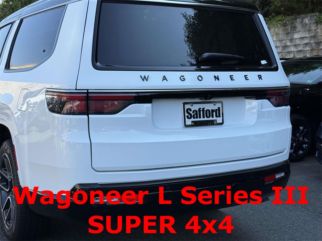 2025 Jeep Wagoneer L Series III photo 10