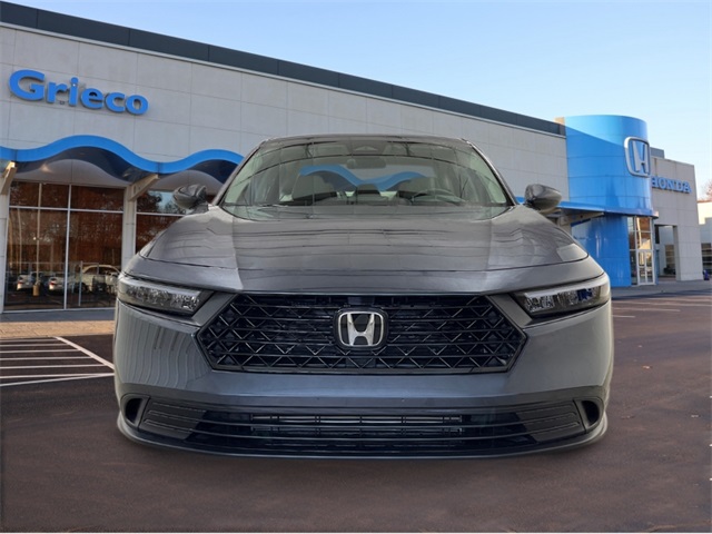 2025 Honda Accord LX photo 9