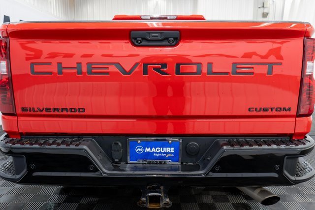 2024 Chevrolet Silverado 2500HD Custom photo 2