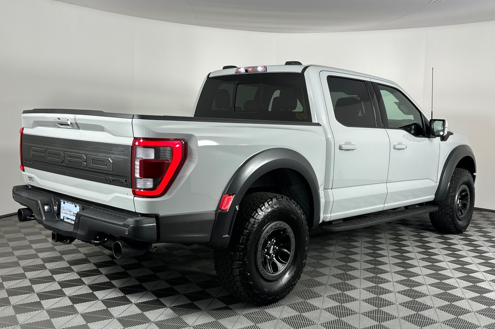 2023 Ford F-150 Raptor photo 3