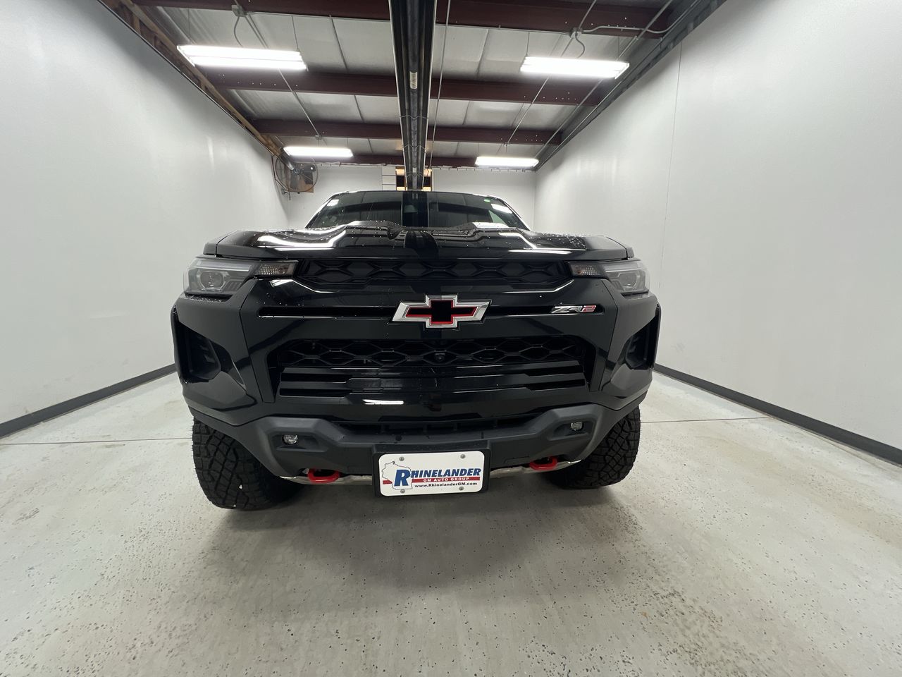 2025 Chevrolet Colorado ZR2 photo 2