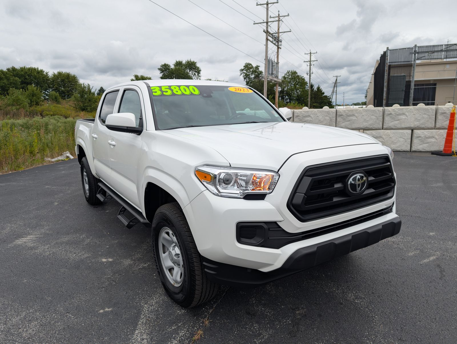 2023 Toyota Tacoma SR 4x4 Double Cab photo 8