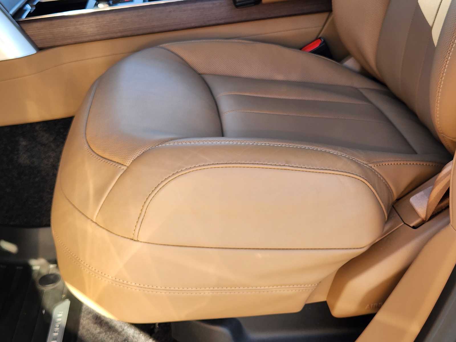 2025 Land Rover Range Rover SE photo 20