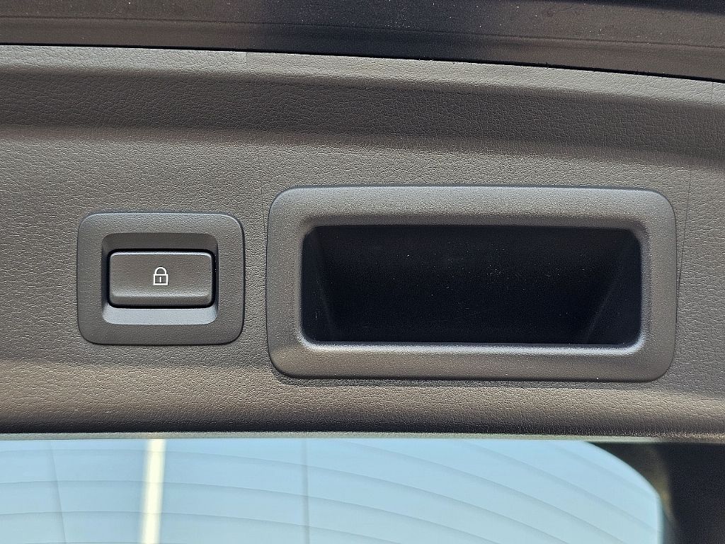 2022 Mazda CX-30 2.5 Select photo 12