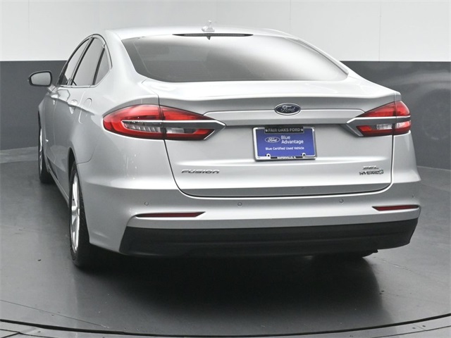 2019 Ford Fusion Hybrid SEL photo 2