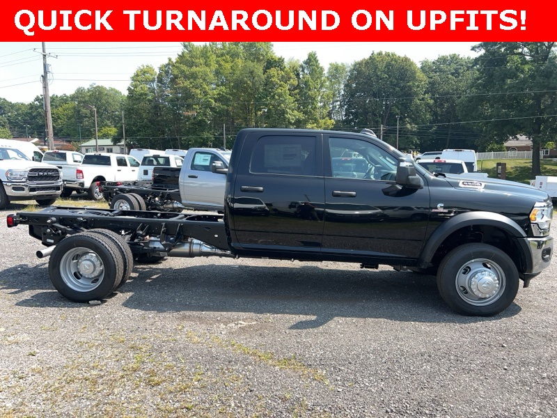2024 Ram 5500 Tradesman photo 2