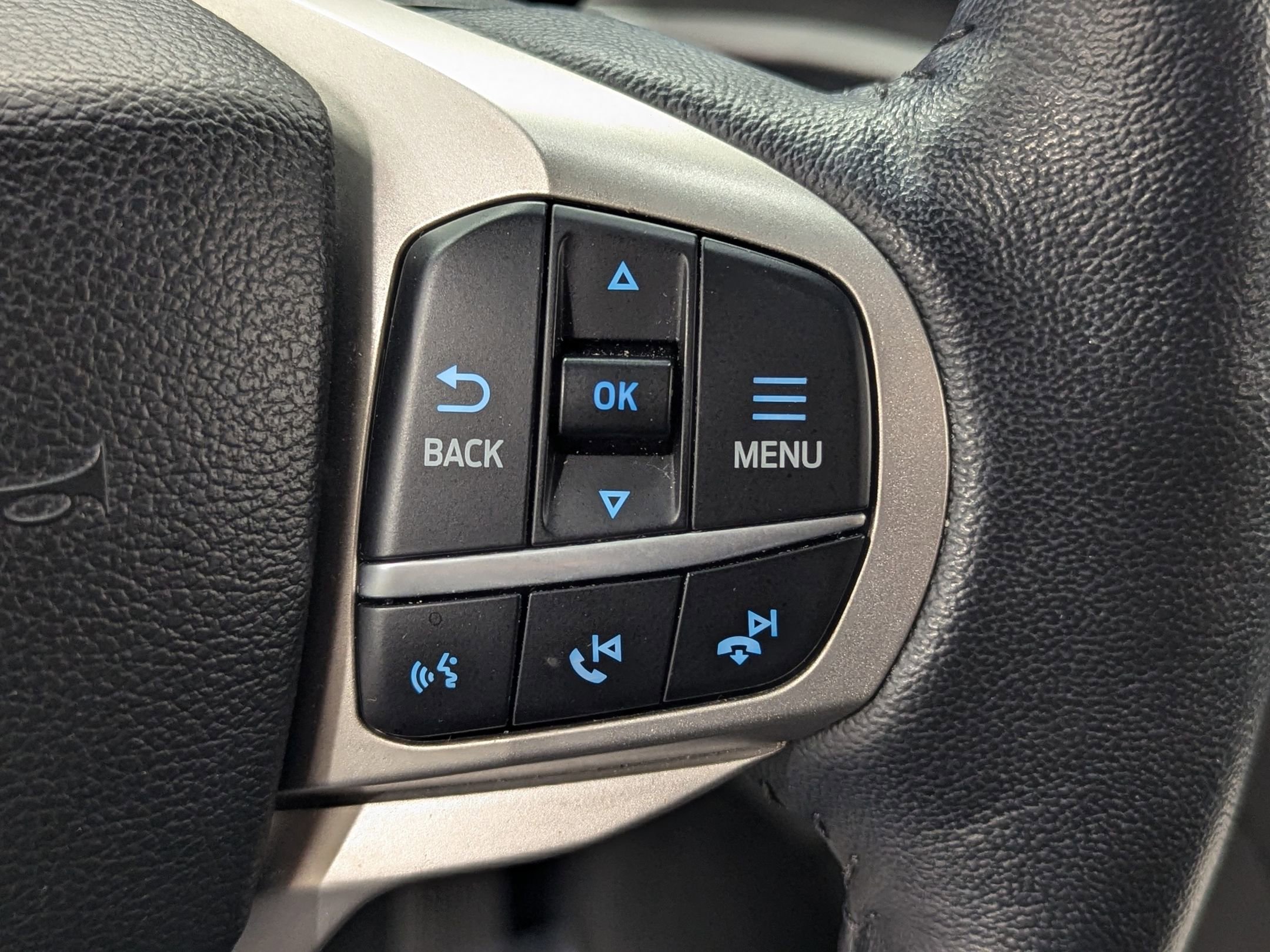 2022 Ford Explorer XLT photo 21