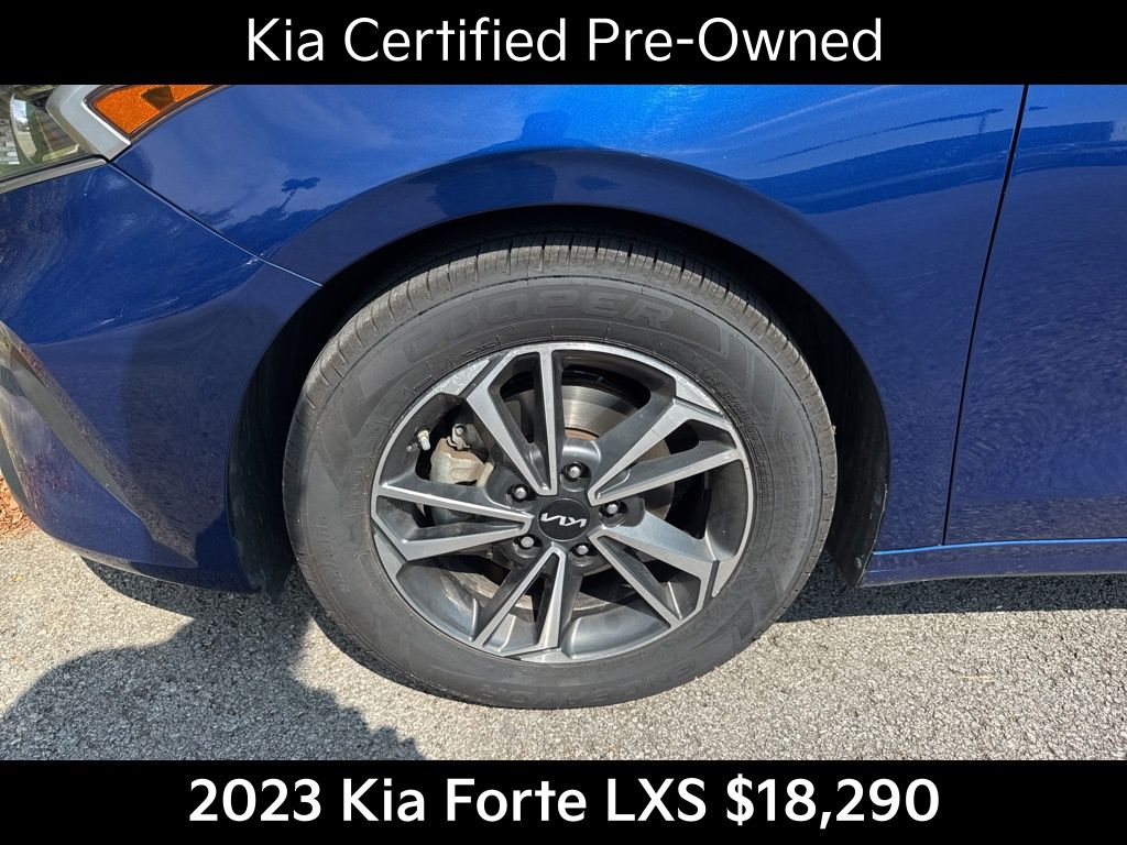 2023 Kia Forte LXS photo 9