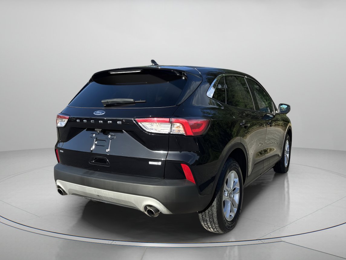 2020 Ford Escape SE photo 3