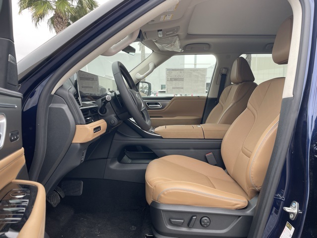 2025 Infiniti QX80 Luxe photo 14