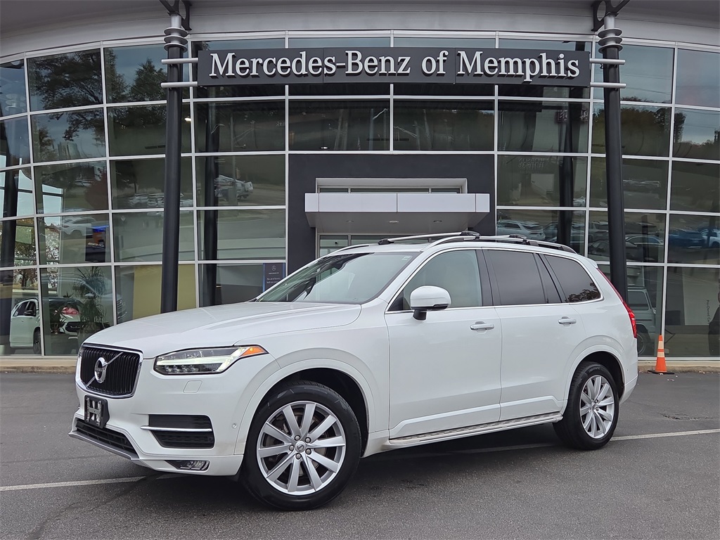 2016 Volvo XC90 Momentum's photo