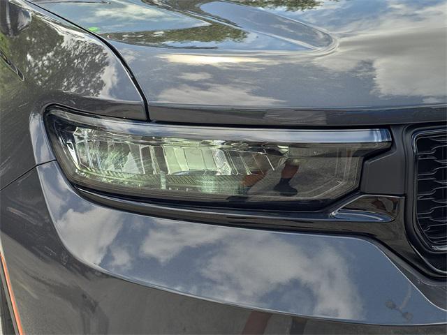 2025 Jeep Grand Cherokee Limited photo 4