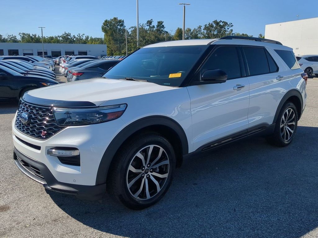 2020 Ford Explorer ST photo 2