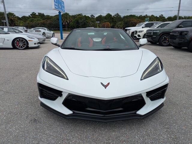 2021 Chevrolet Corvette Stingray 2LT photo 2