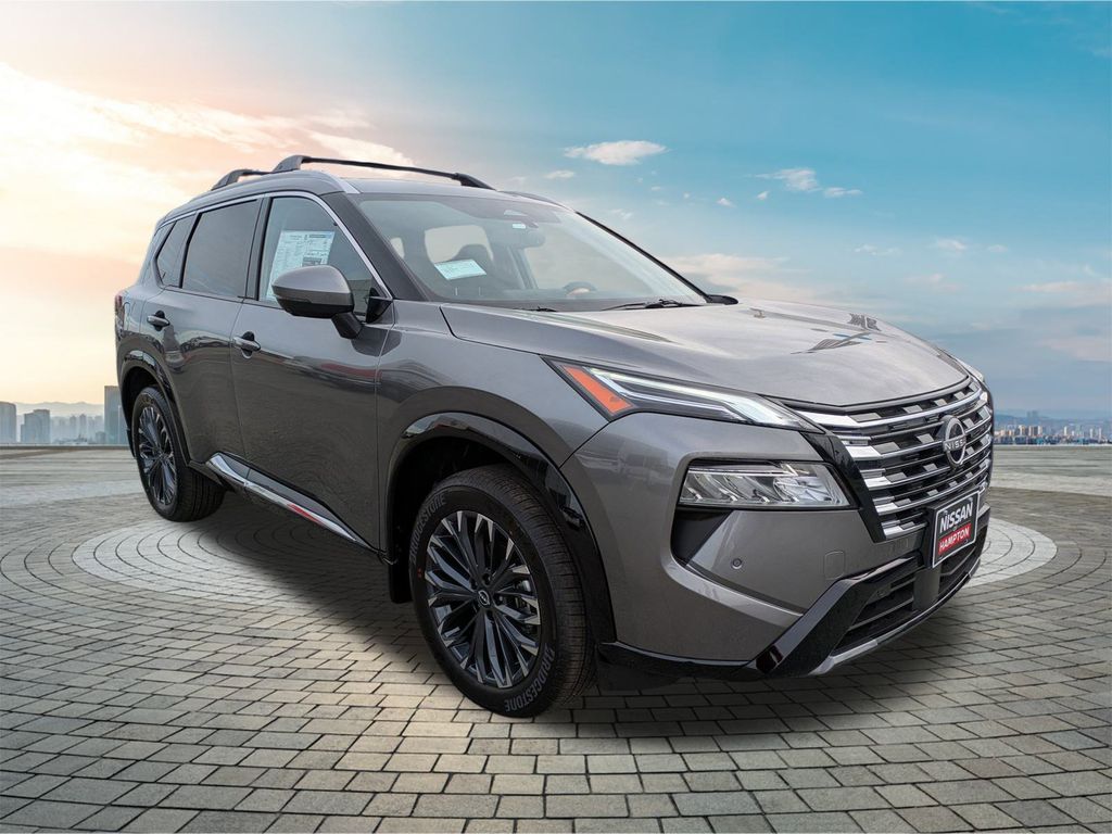 2026 Nissan Rogue Platinum's photo