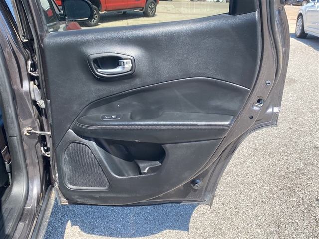 2019 Jeep Compass Altitude photo 26
