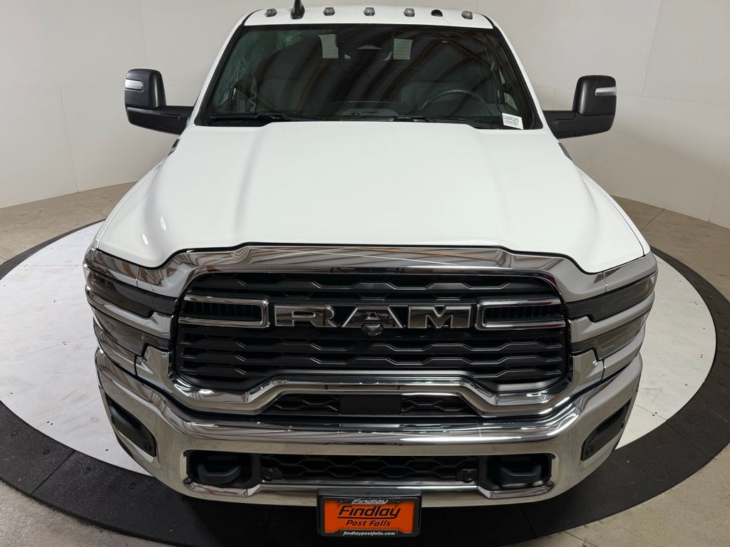 2026 Ram 3500 Tradesman photo 2