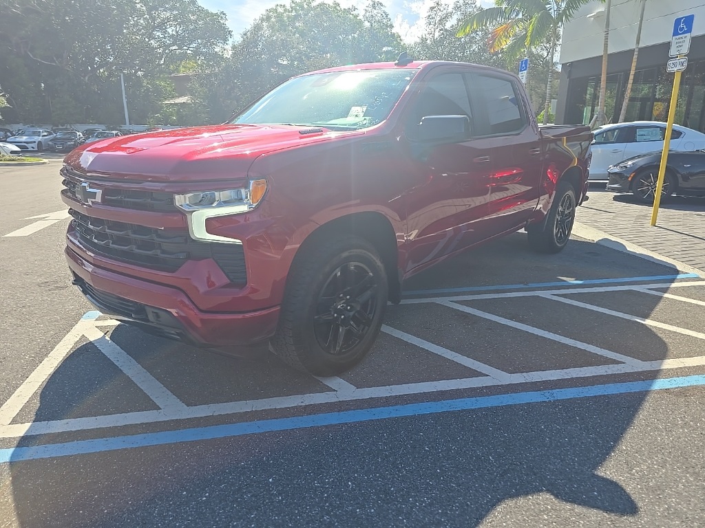 2024 Chevrolet Silverado 1500 RST photo 2
