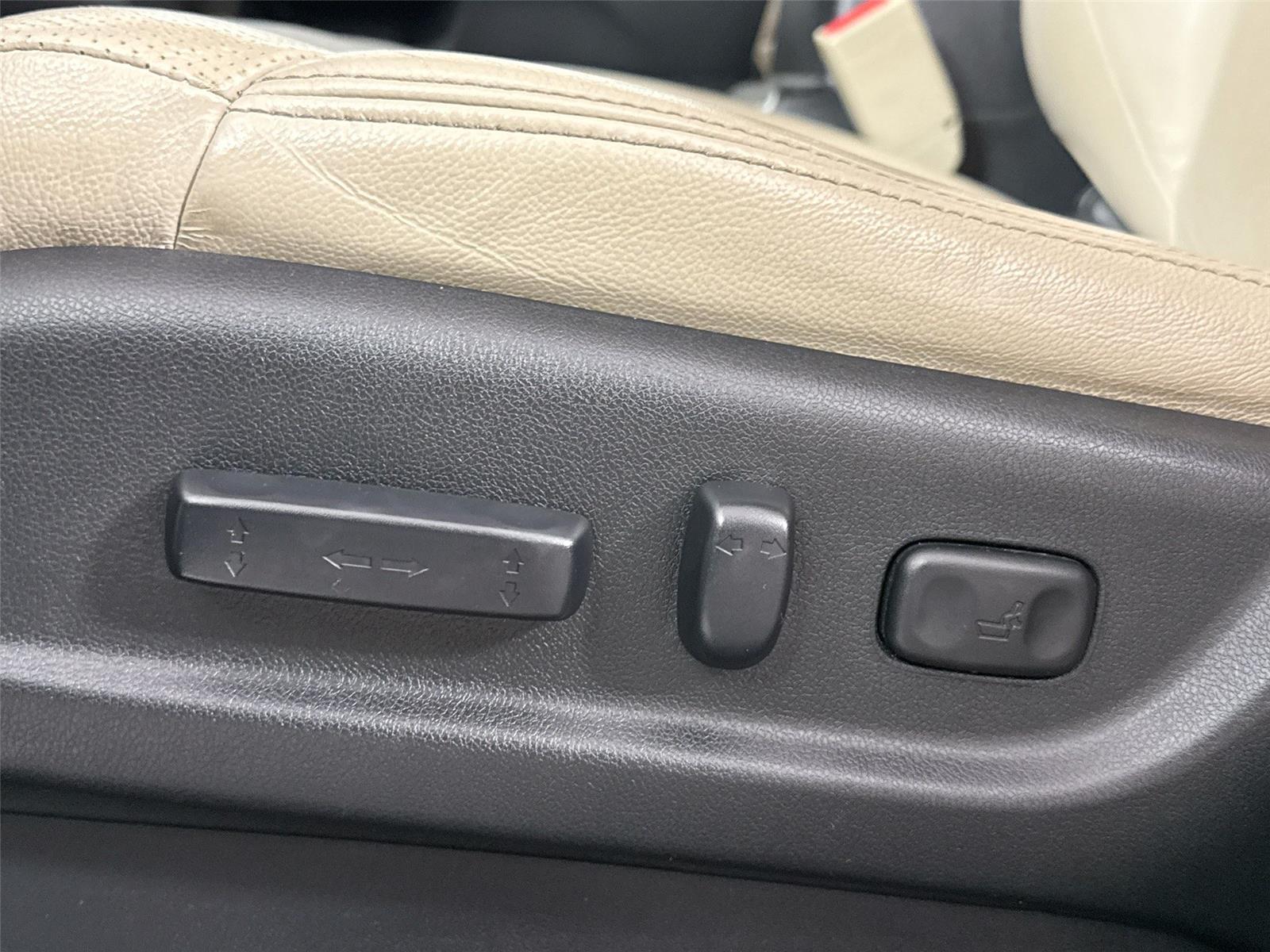 2015 Honda CR-V EX-L photo 28