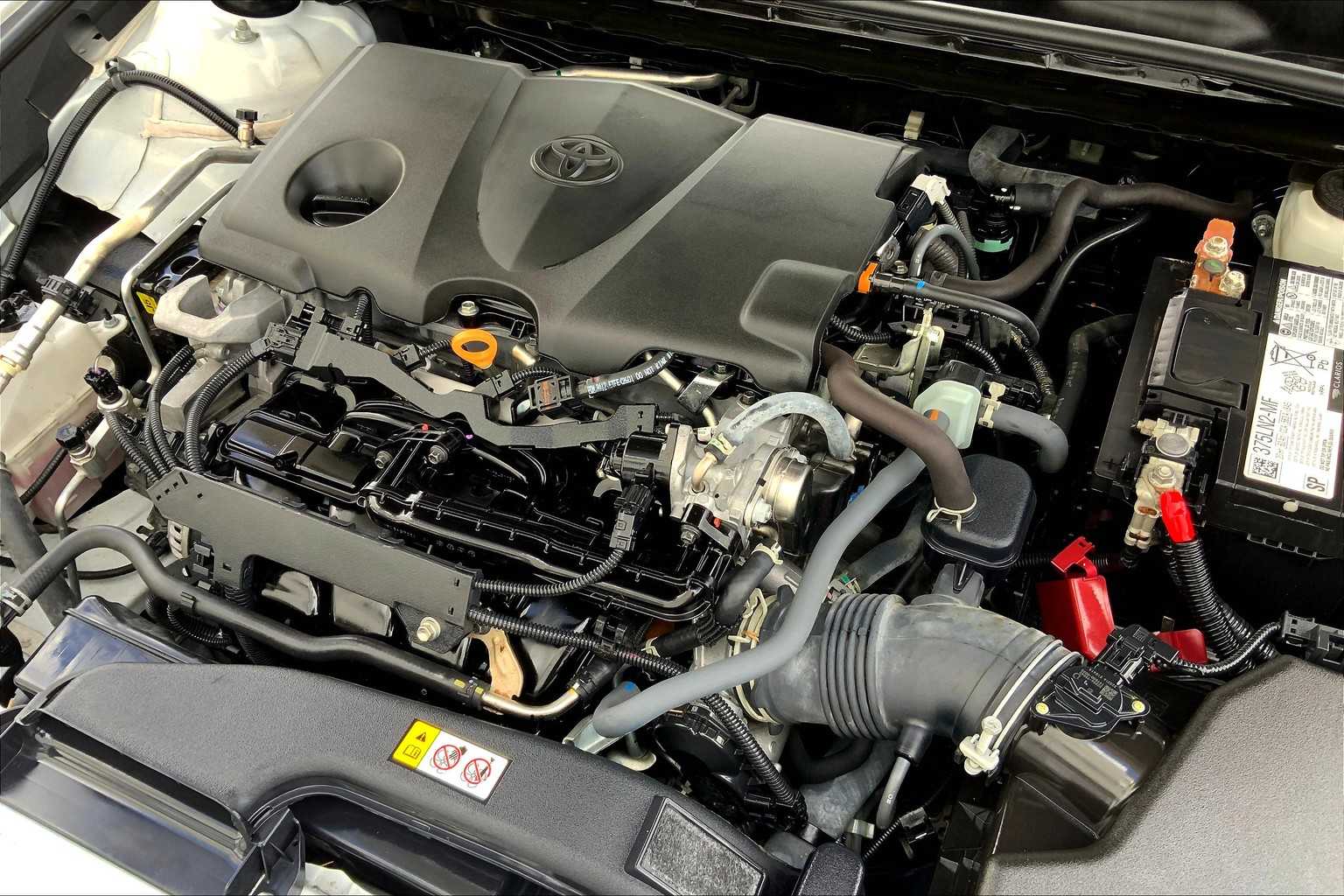 2022 Toyota Camry SE photo 27
