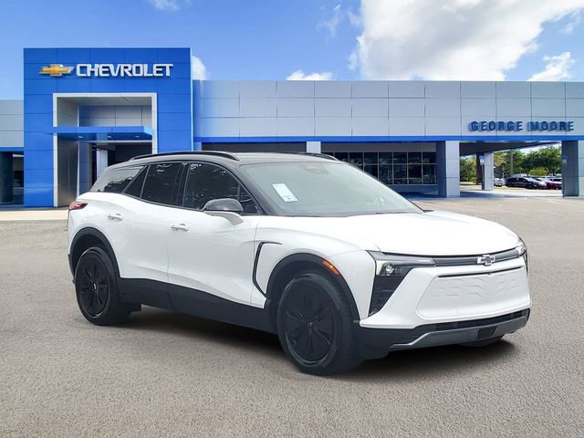 2026 Chevrolet Blazer EV LT's photo