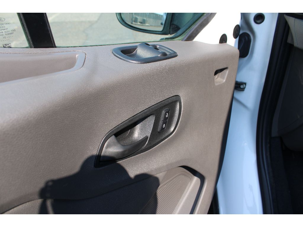 2021 Ford Transit XLT photo 9