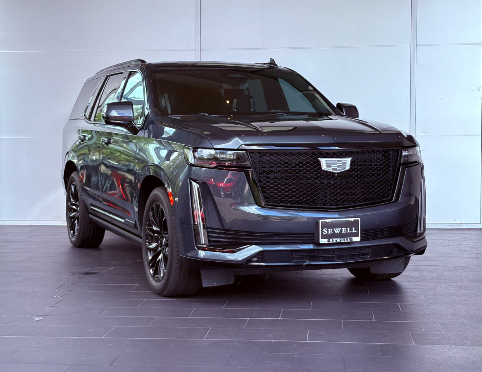 2021 Cadillac Escalade Sport Platinum photo 3