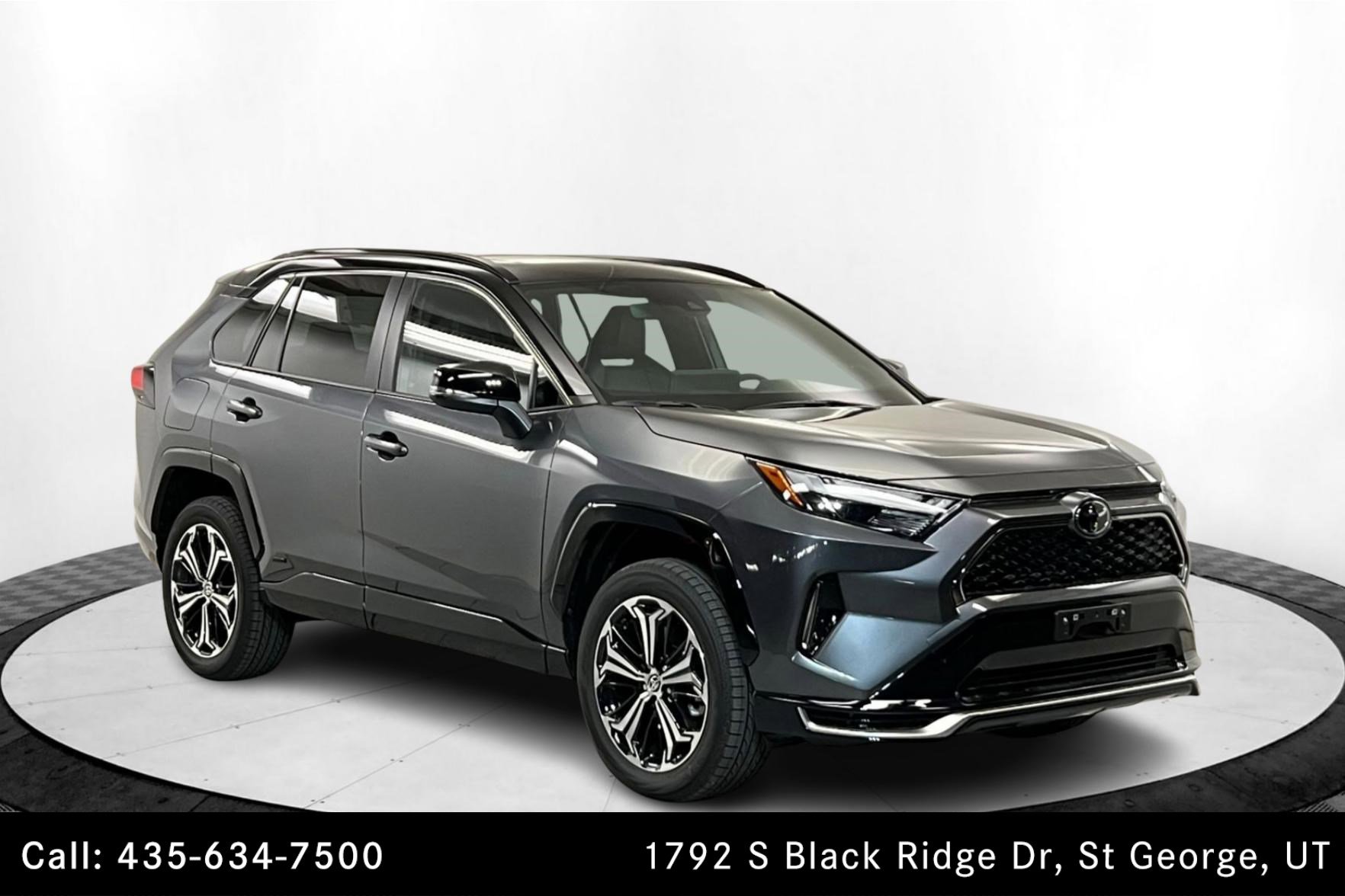2025 Toyota RAV4 Hybrid XSE photo 6