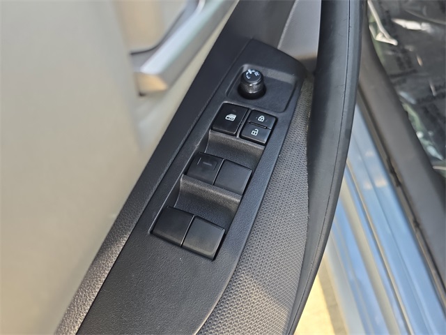 2020 Toyota Corolla LE photo 14